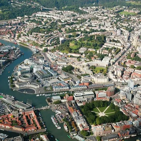 Popup 3* Bristol